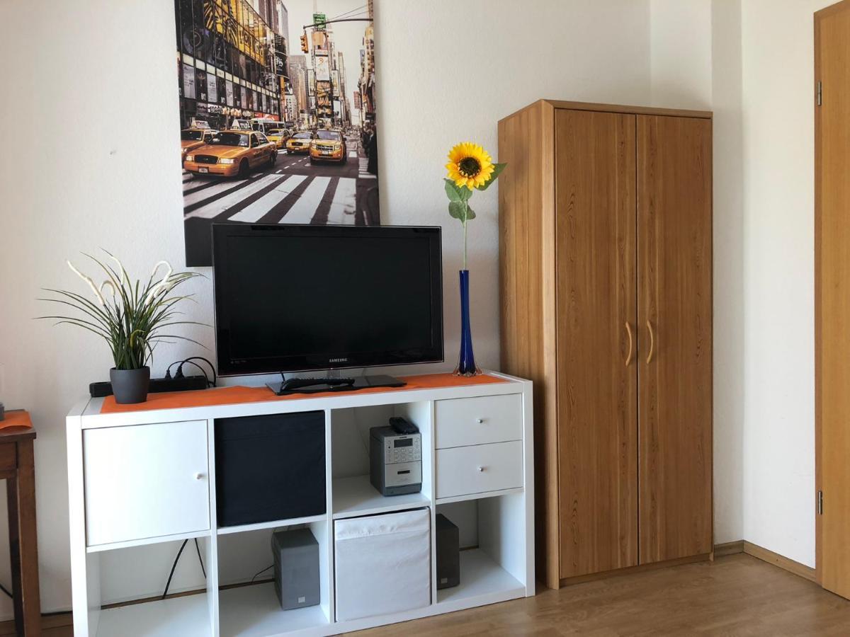 2 Zimmer Wohnung mit Balkon - Nähe Messe Haar  Exterior foto